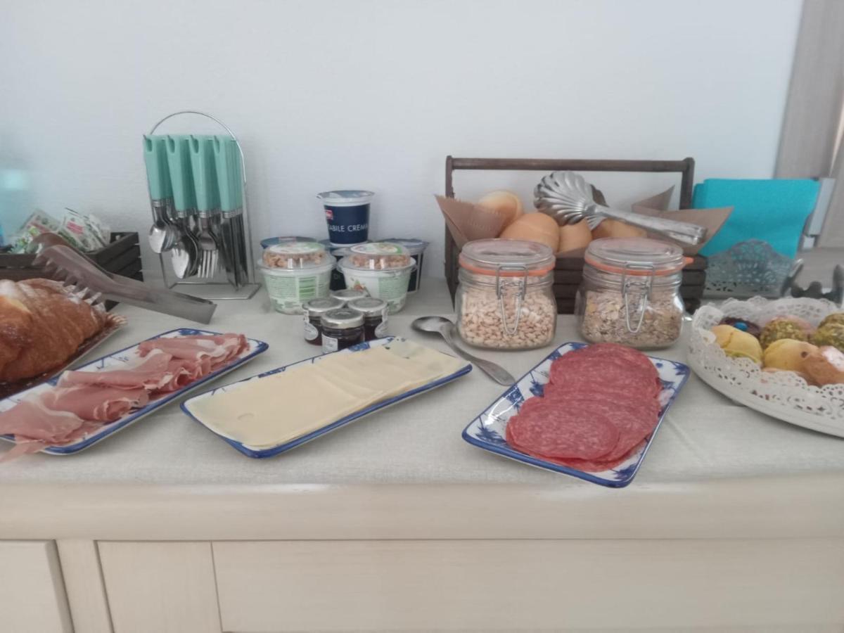 אורוסיי B&B Luchia מראה חיצוני תמונה